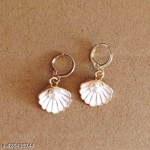 chain pendant and Earrings combo