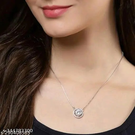 Diamond Sizzling Pendants &amp; Lockets for Girls